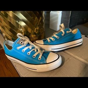 Converse low tops